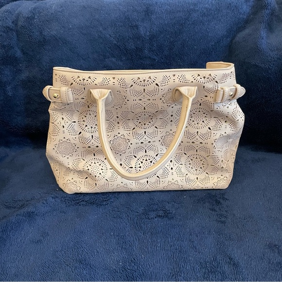 Urban expressions vegan leather handbag - Picture 1 of 3